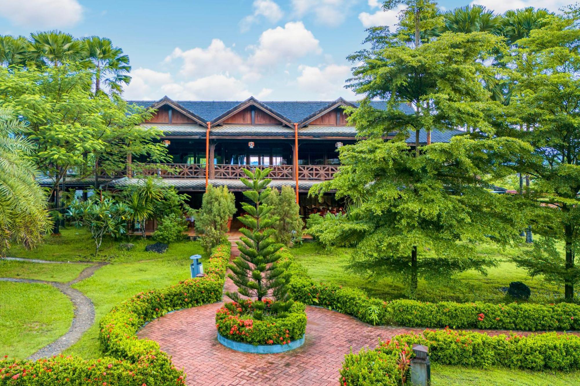 Lisha GrandHotel VangVieng Vang Vieng Exterior foto