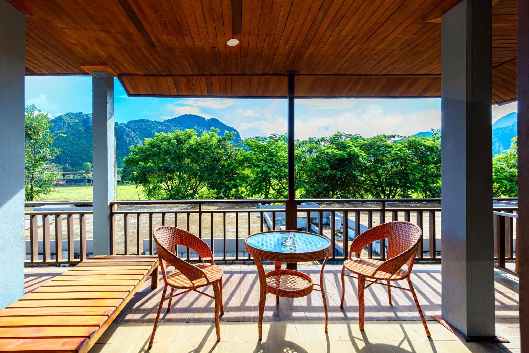 Lisha GrandHotel VangVieng Vang Vieng Exterior foto